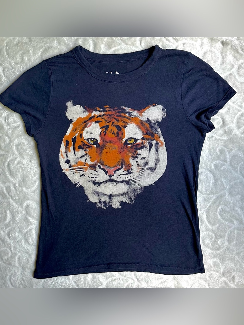 Chaser Tiger Graphic Navy Blue Short SleeveTee Soft size Medium 🐅